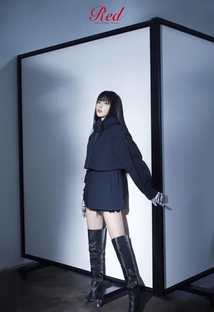孔雪儿如瀑长发性感写真图片_6