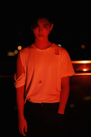 黄明昊伤痕妆大片写真图片_4