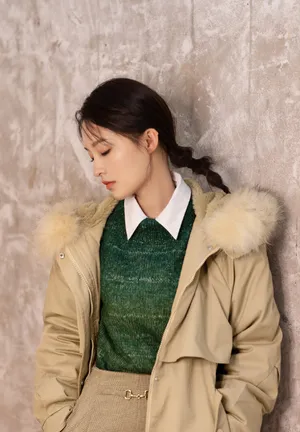 演员李沁初秋唯美时尚写真