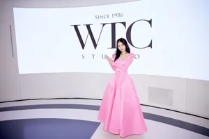 强东玥芭比粉公主裙写真图片_6