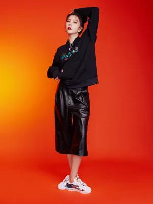 宋妍霏潮酷性感图片写真_7