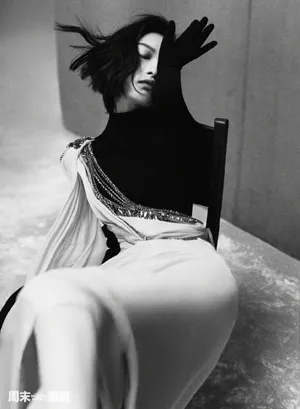 倪妮蕾丝裙白皙美肩性感写真图片_6