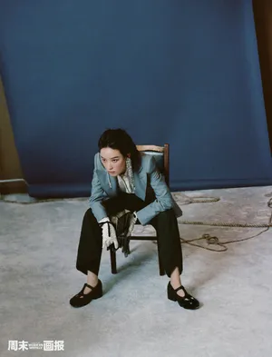 倪妮蕾丝裙白皙美肩性感写真图片_8