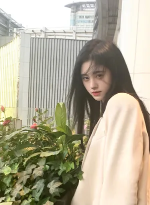 鞠婧祎自拍杂图私服图片_4