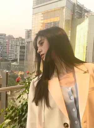 鞠婧祎自拍杂图私服图片_5