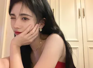鞠婧祎自拍杂图私服图片_8