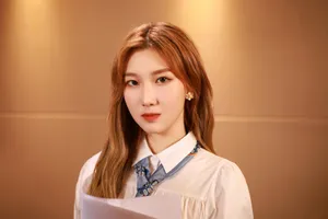 王一桥白裙甜美浪漫写真图片_6
