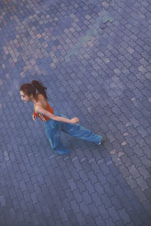 王一桥甜美俏皮少女写真图片_2