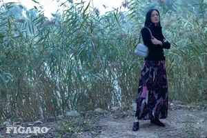 姚晨湖面大片写真图片_3