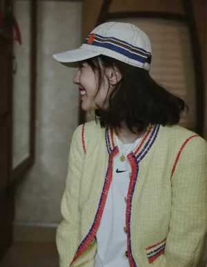 白百何减龄混搭风上班私服图片_5