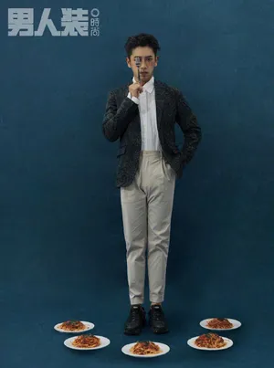 陈若轩时尚帅气写真大片_6