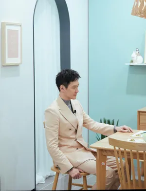 冯绍峰西装胡渣清爽性感现场照图片_5