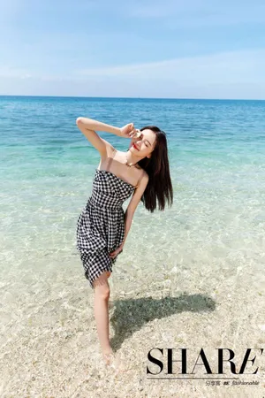 林小宅海洋沙滩甜美写真图片