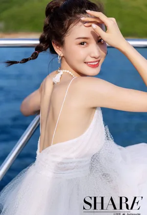 林小宅海洋沙滩甜美写真图片_10