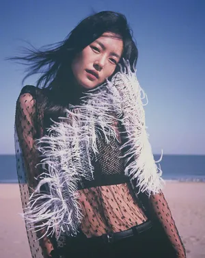 刘雯海洋沙滩性感写真图片_15