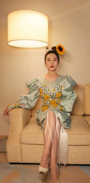 阿朵向日葵造型时尚写真图片_3