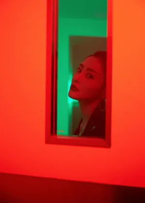 张天爱黑色皮衣酷美写真图片_3