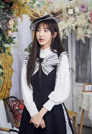 硬糖少女洛丽塔造型复古甜美写真_5