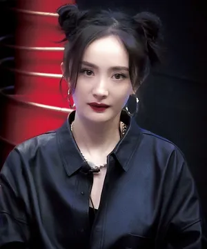 杨幂哪吒头造型灵动可爱现场照图片