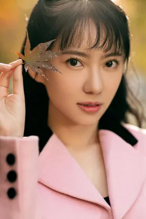刘萌萌粉红套装柔美少女感写真图片_3