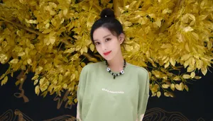 孟子义秋日甜美灵动写真图片