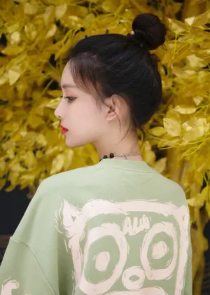 孟子义秋日甜美灵动写真图片_1