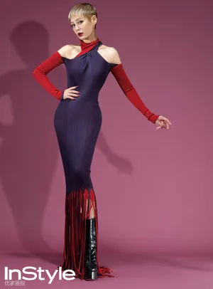 宁静彩虹羽绒裙华丽另类写真图片_6