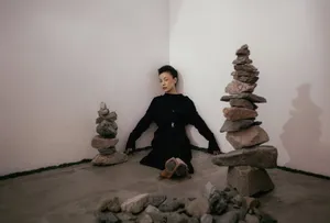 丁当黑白格调写真图片_8