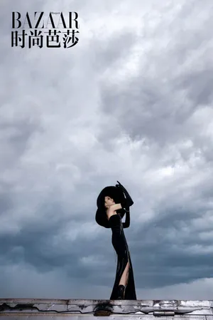 戚薇魅惑面纱酷飒性感写真图片_2