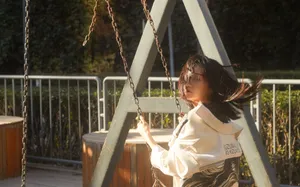田原黑白格调性感优雅图片
