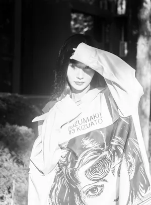 田原黑白格调性感优雅图片_8