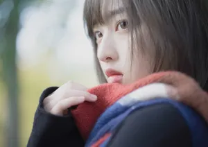邓恩熙初冬甜美养眼写真图片_7
