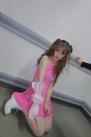 虞书欣泪滴妆双马尾俏丽写真图片_2