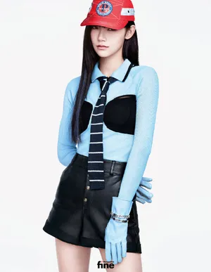 曾可妮刘令姿合体杂志大片写真图片_3