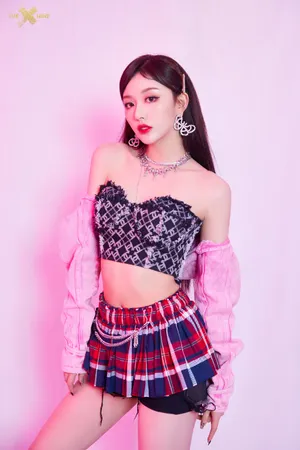 孔雪儿性感小蛮腰写真图片