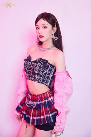 孔雪儿性感小蛮腰写真图片