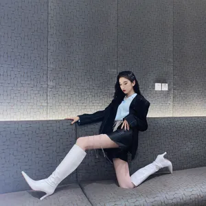刘令姿甜酷靓丽写真图片_5