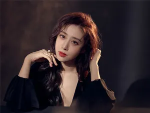 刘思彤妩媚性感生日写真照图片_6