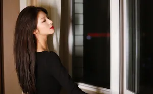 马瑞红唇性感美艳写真图片