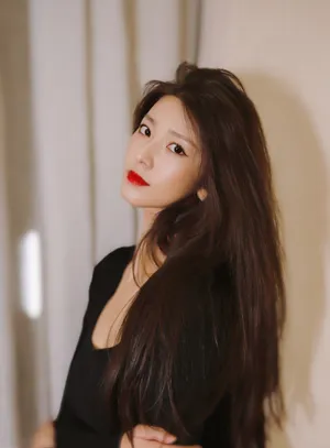 马瑞红唇性感美艳写真图片_3