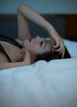 赵薇慵懒假日风大片写真图片_2