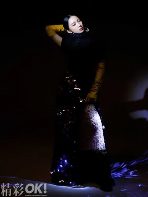 孟美岐最新时尚杂志写真大片_6
