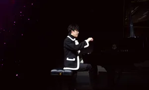 李云迪黑白西装儒雅帅气写真_3
