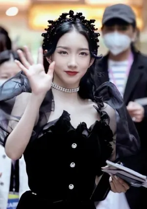 孟美岐暗黑公主惊艳帅气美照图片_4