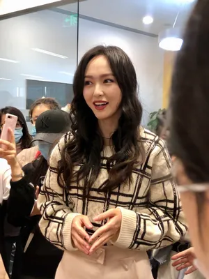 唐嫣卷发肤白貌美迷人美照图片_4