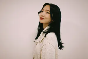 孟美岐元气俏皮自拍照图片_2