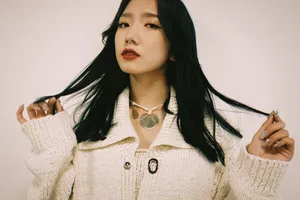 孟美岐元气俏皮自拍照图片_7