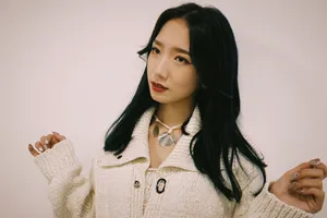 孟美岐元气俏皮自拍照图片_10