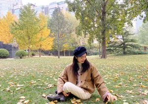 赵今麦秋季清秀甜美写真图片