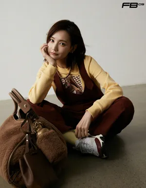李一桐青春感萌系少女写真图片